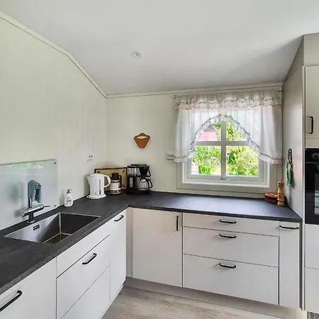 4 Bedroom Stunning In