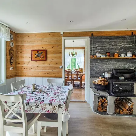 4 Bedroom Stunning In